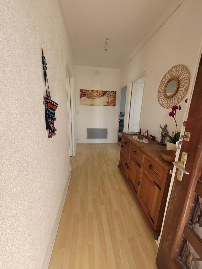 أنتيب Villa La Desiree - Haut De Villa, 68M2, 8 Personnes Max, Climatise, 4 Etoiles, 120M2 De Jardin Et Parking, Wifi, Vu Mer المظهر الخارجي الصورة